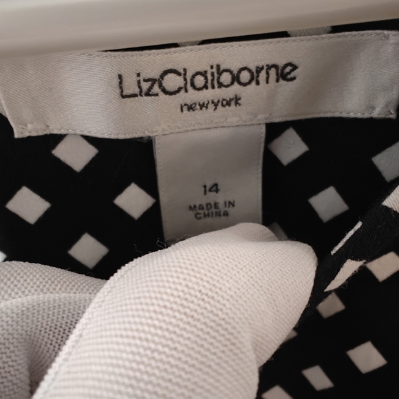 Liz Claiborne Flare Dress Size 14 Empire Waist NWT Diamond Polka Dots Flowy - Picture 2 of 5